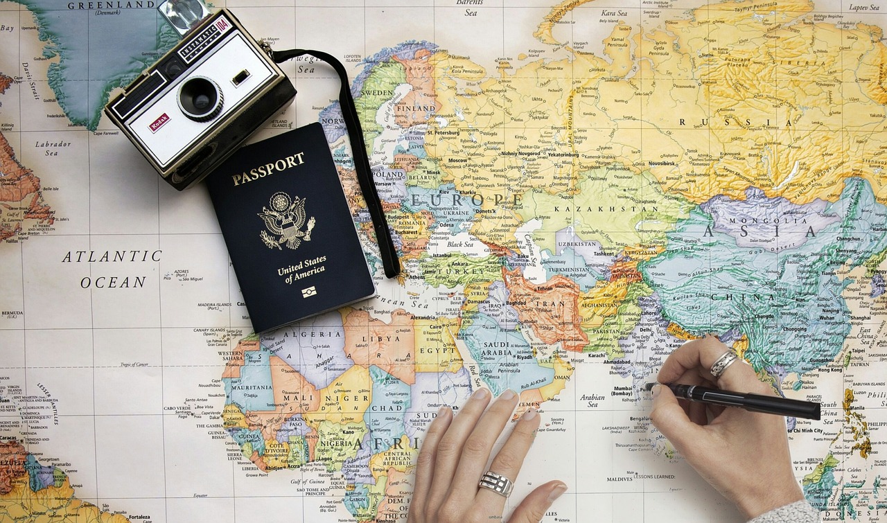 探索视觉盛宴，2023年最好看的手机壁纸趋势